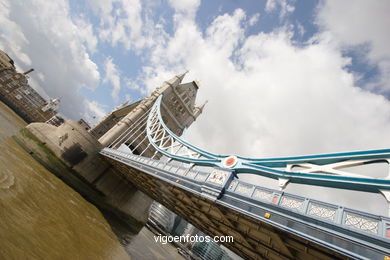 Ponte de Londres: Tower Bridge . 