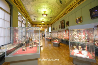 Victoria and Albert Museum. 