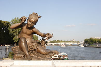 CALLES DE PARÍS, FRANCIA - VISTAS PANORÁMICAS - IMÁGENES DE VIAJES