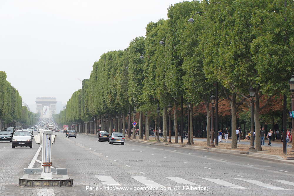 FOTOS DE CAMPOS ELÍSEOS PARÍS, FRANCIA AVENUE DES CHAMPS ÉLYSÉES