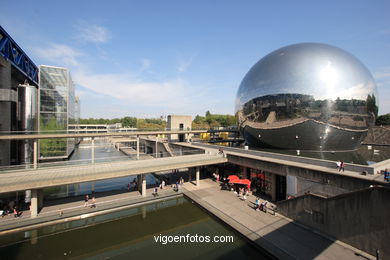 LA VILLETE - PARIS, FRANCE - CITÉ DES SCIENCES  ET DE L'INDUSTRIE - PARIS - IMAGES - PICS & TRAVELS - INFO