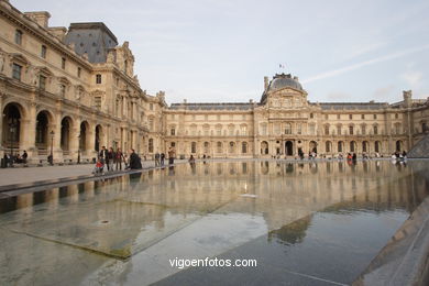 PIRÁMIDES DEL LOUVRE, FRANCIA - PARÍS - MUSÉE DU LOUVRE - IMÁGENES DE VIAJES