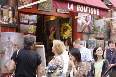 MONTMARTRE PINTORES EN PARÍS, FRANCIA -  IMÁGENES DE VIAJES