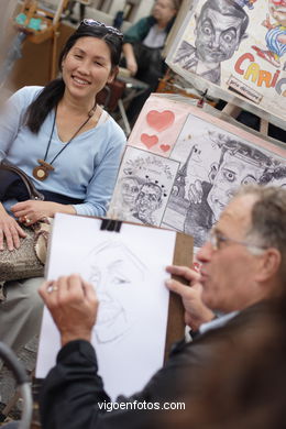 MONTMARTRE PINTORES EN PARÍS, FRANCIA -  IMÁGENES DE VIAJES