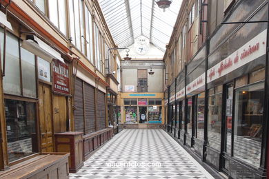 PASSAGES COUVERTS - PARIS, FRANCE - IMAGES - PICS & TRAVELS - INFO