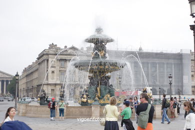 PLACE DE LA CONCORDE - PARIS, FRANCE - SQUARE - IMAGES - PICS & TRAVELS - INFO