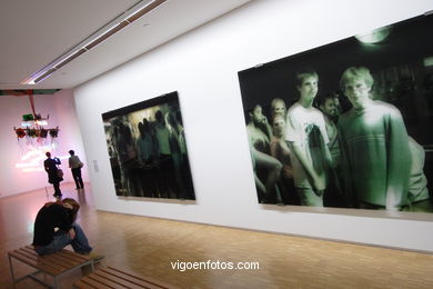 MUSEO POMPIDOU - PARIS, FRANCIA - CENTRO GEORGES POMPIDOU - IMÁGENES DE VIAJES