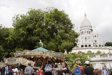 BASILIQUE DU SACRÉ-COEUR - MONTMARTRE - PARIS, FRANCE - IMAGES - PICS & TRAVELS - INFO