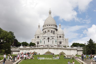 BASÍLICA SAGRADO CORAZÓN - PARIS, FRANCIA - BASILIQUE DU SACRÉ-COEUR - MONTMARTRE - IMÁGENES DE VIAJES