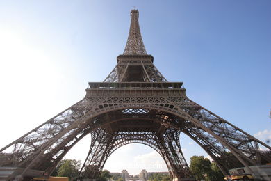 TORRE EIFFEL - TOUR - PARIS, FRANCIA - ILUMINADA, NOCTURNA -  IMÁGENES DE VIAJES