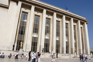 TROCADERO - PALAIS DE CHAILLOT - EIFFEL - PARIS, FRANCIA - IMÁGENES DE VIAJES