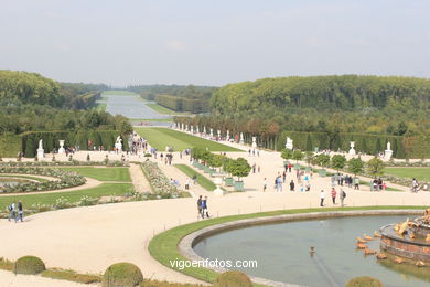 JARDINES DE VERSALLES - PARIS, FRANCIA -  IMÁGENES DE VIAJES