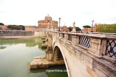 Puente Sant'Angelo. 