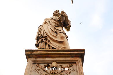 Puente Sant'Angelo. 