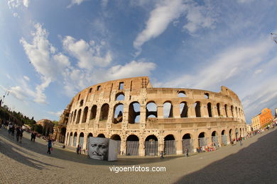 Coliseo Romano - Exteriores (70 d.C.). 