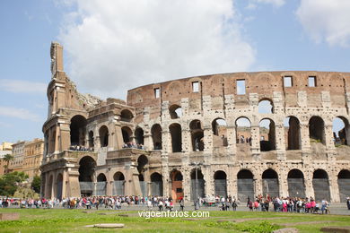 Coliseo Romano - Exteriores (70 d.C.). 