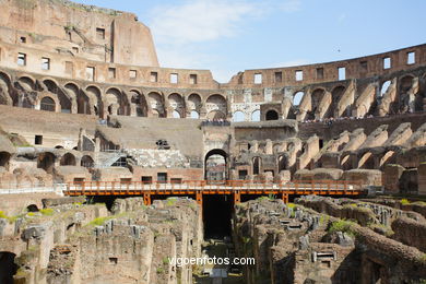 Coliseo Romano - Interiores (70 d.C.). 