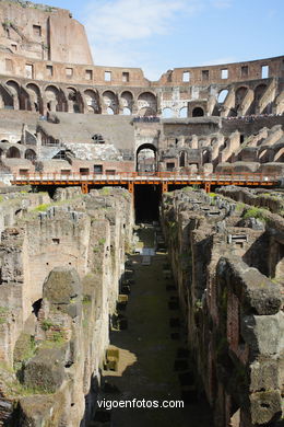 Coliseo Romano - Interiores (70 d.C.). 