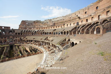 Coliseo Romano - Interiores (70 d.C.). 