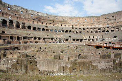 Coliseo Romano - Interiores (70 d.C.). 