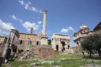 Colonna di Foca (s. II d.C). 