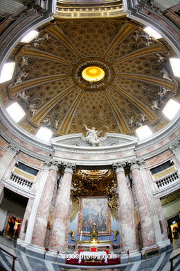 Iglesia de Sant Andrea al Quirinale. 