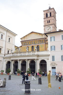 Iglesia Santa Maria in Trastevere. 