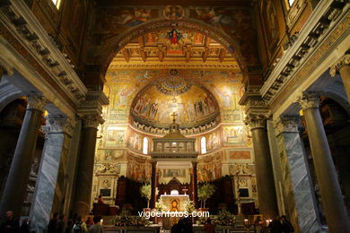 Iglesia Santa Maria in Trastevere. 