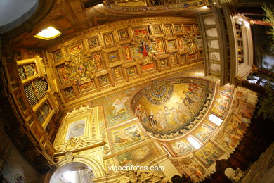 Iglesia Santa Maria in Trastevere. 