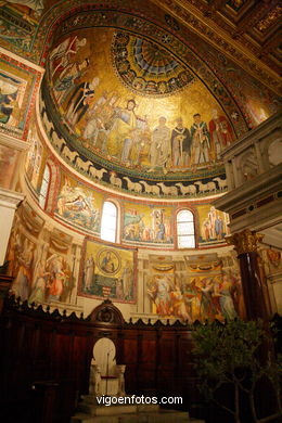 Iglesia Santa Maria in Trastevere. 