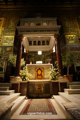 Iglesia Santa Maria in Trastevere. 