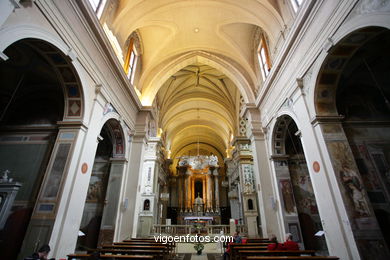 Iglesia Trinit dei Monti. 