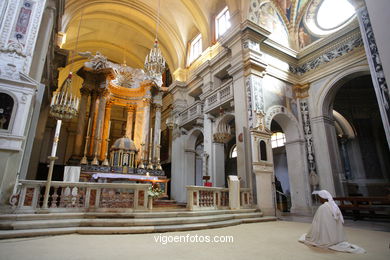 Iglesia Trinit dei Monti. 