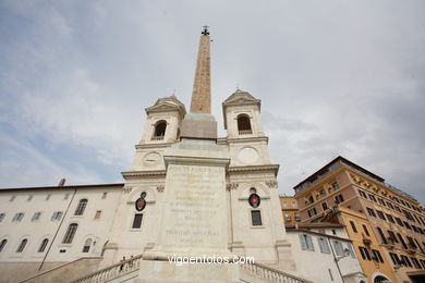 Iglesia Trinit dei Monti. 