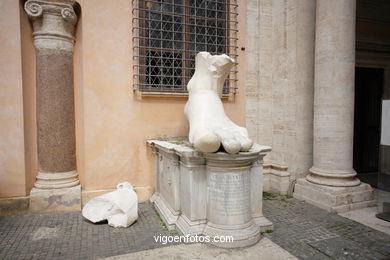 Museos Capitolinos (Capitolini). 