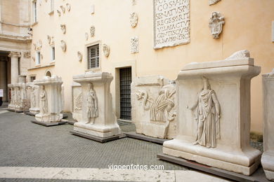 Museos Capitolinos (Capitolini). 