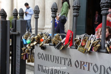 Candados del Amor. En Trevi.. 