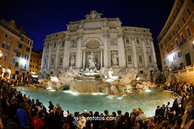 Fontana de Trevi. 