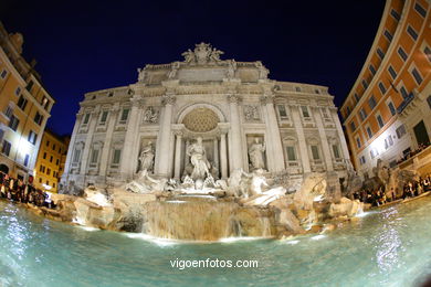 Fontana de Trevi. 