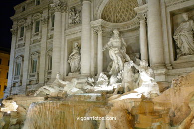 Fontana de Trevi. 