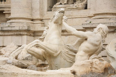 Fontana de Trevi. 