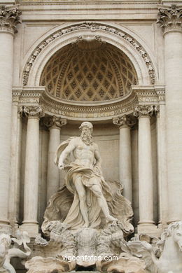 Fontana de Trevi. 