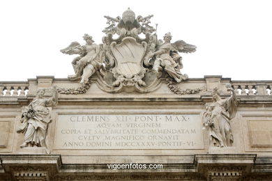 Fontana de Trevi. 