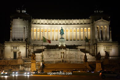 Piazza Venezia - M. Victorio Emanuele II. 