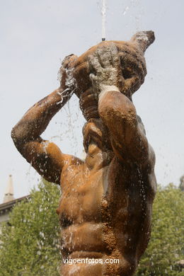 Fuente del Tritn (Piazza Barberini). 