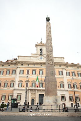 Piazza Montecitorio. 