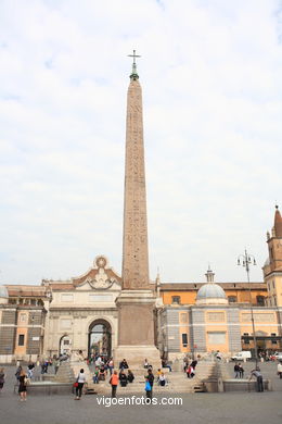 Piazza Popolo. 