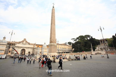 Piazza Popolo. 