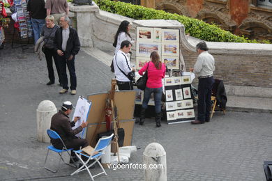 Piazza Trinit Del Monti. 