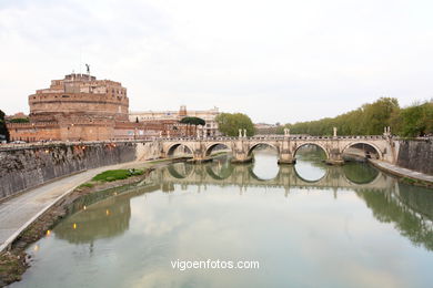 Puente Sant Angelo. 